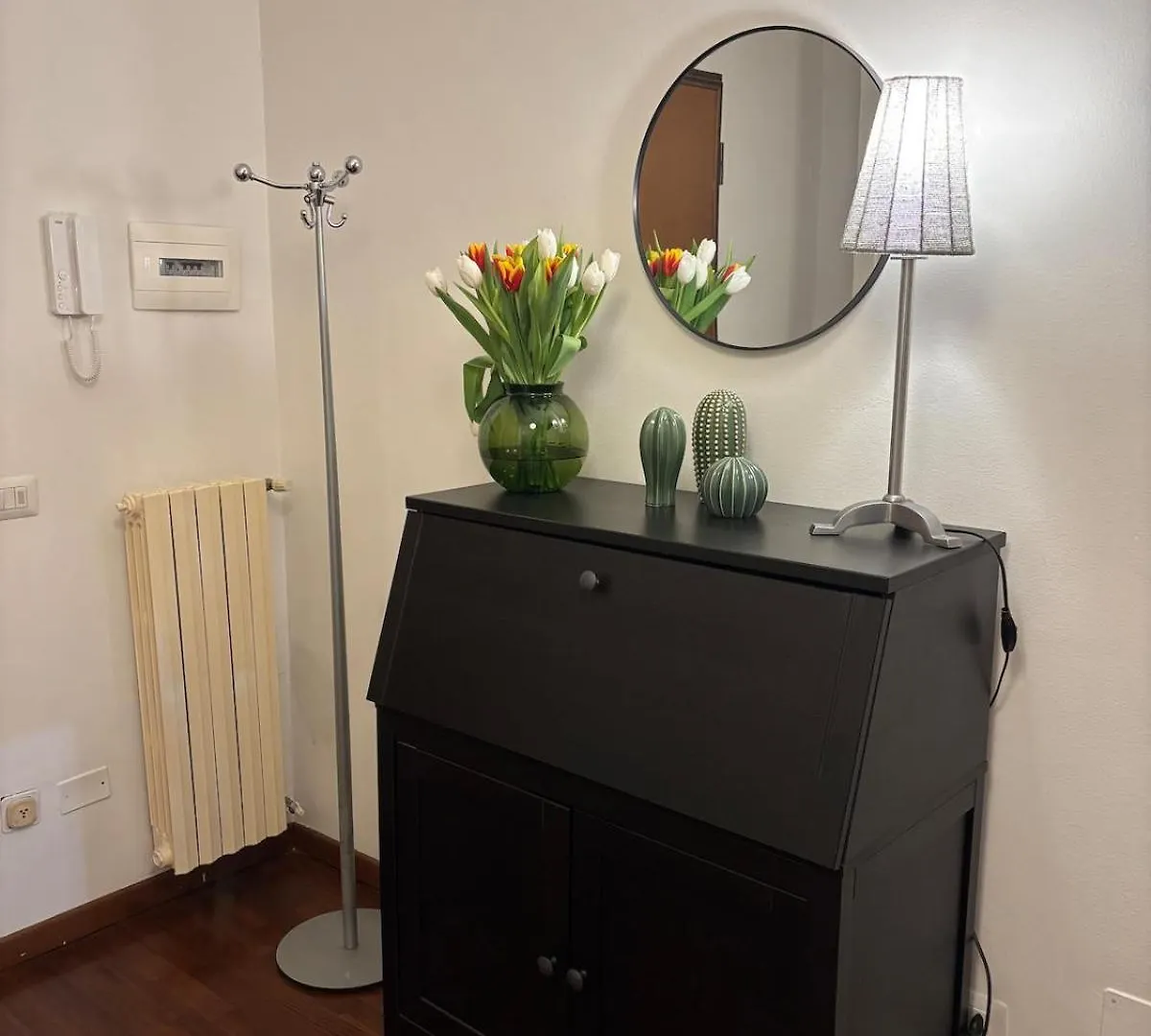 Large Cozy Studio In Porta Romana - Ied Milaan Appartement