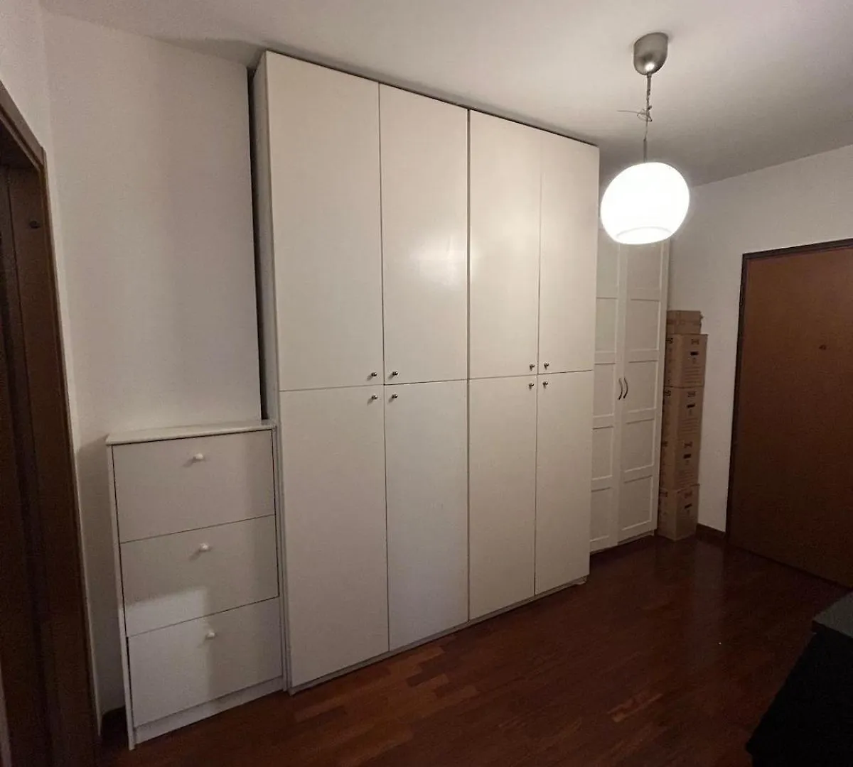 Large Cozy Studio In Porta Romana - Ied Milan Italy